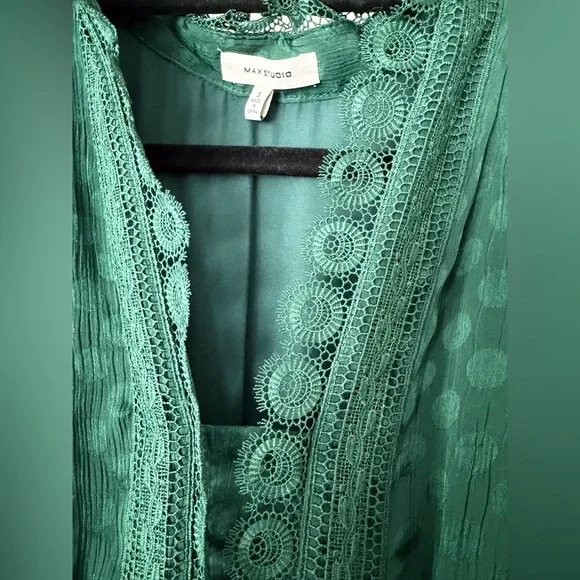 Max Studio emerald green tiered dress - Picture 4 of 12